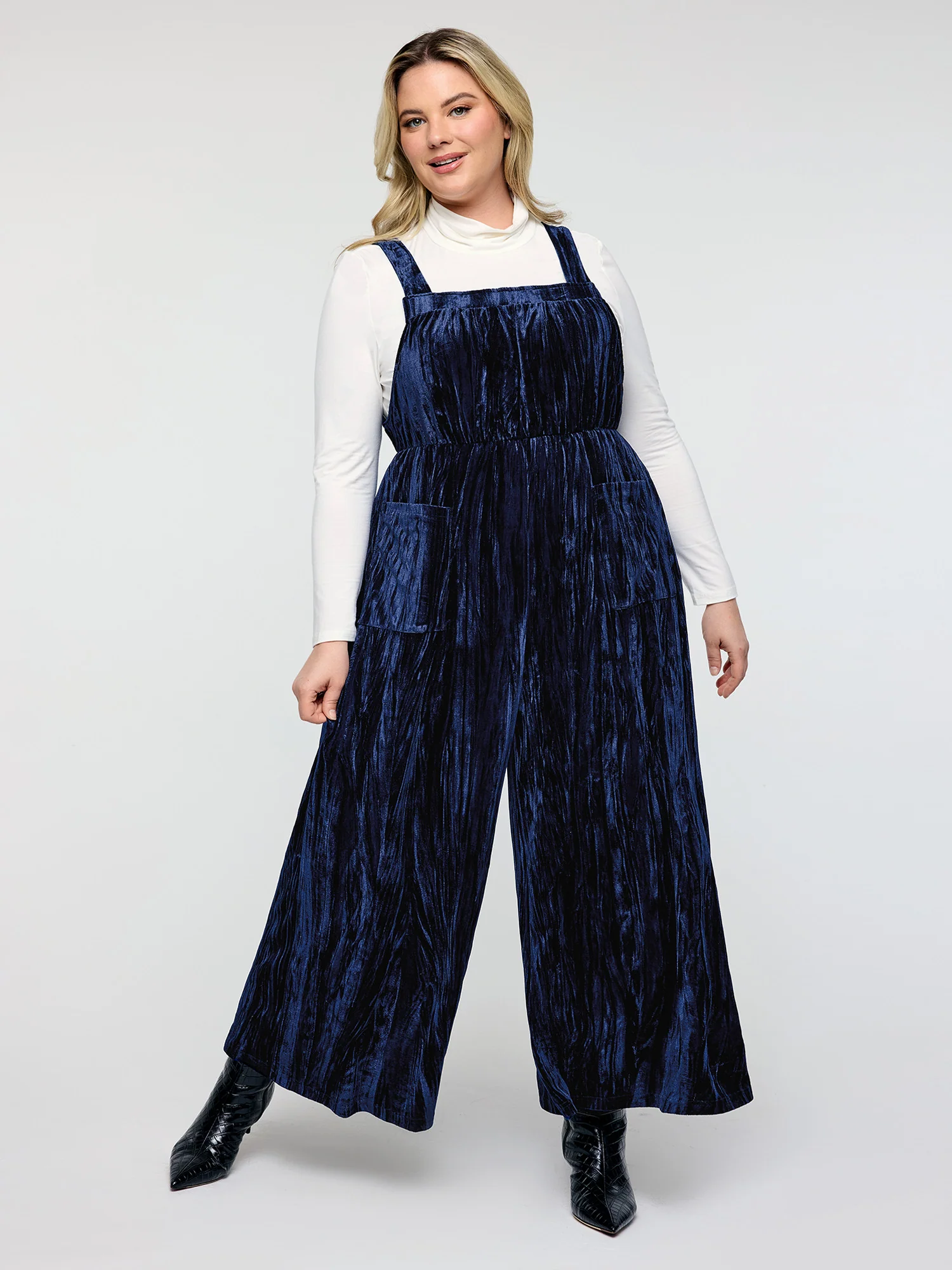 Velvety Texture Adjustable Pockets Overall Jumpsuit
