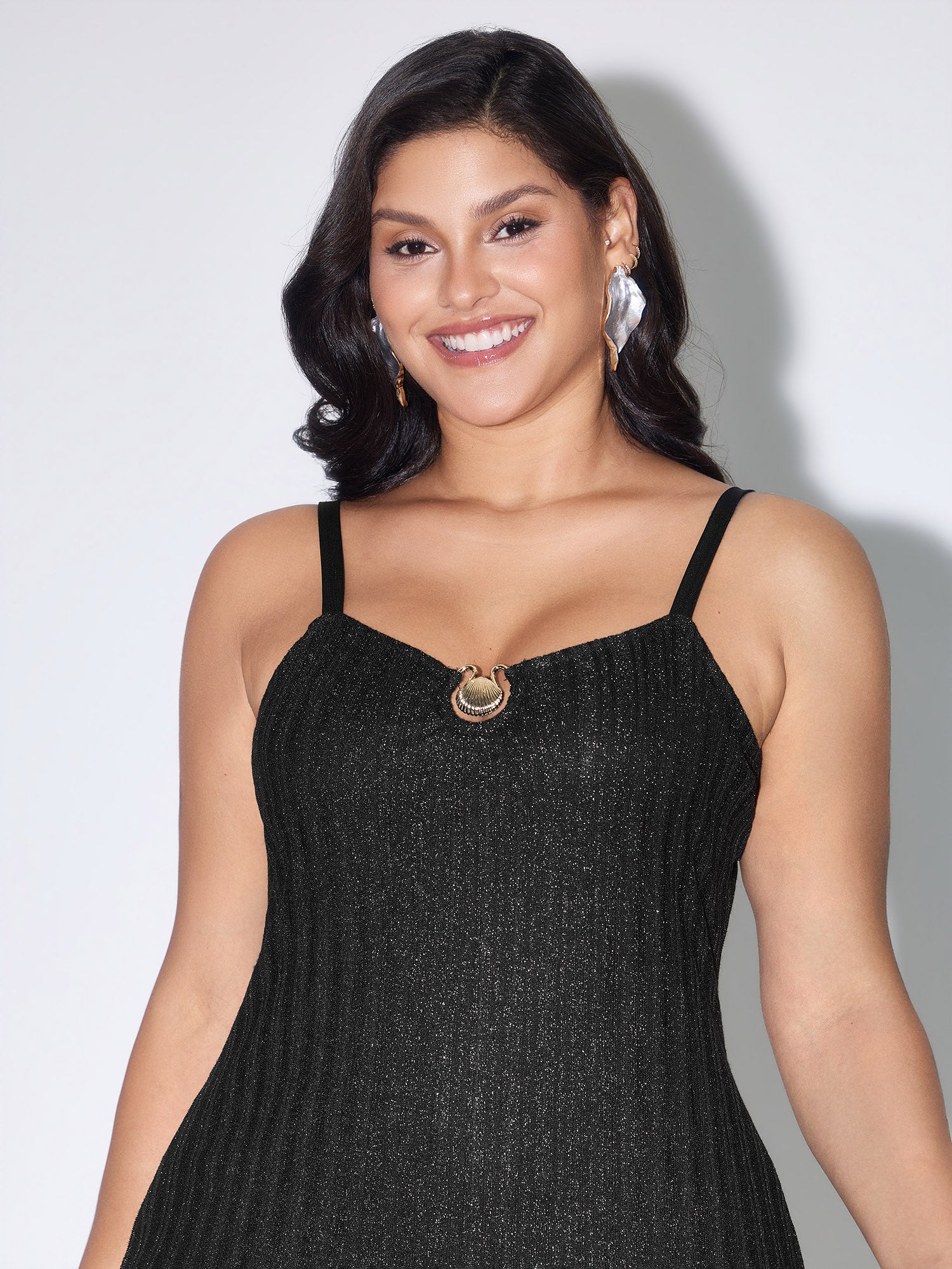 Shimmer Ribbed Gold Charm Detail Midi Dress