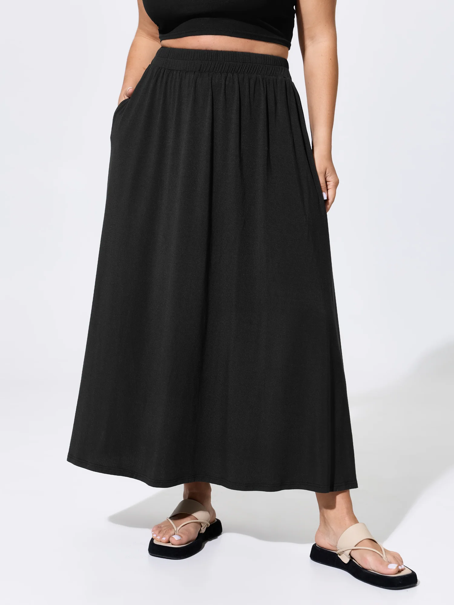 Supersoft Pockets Flowy Maxi Skirt