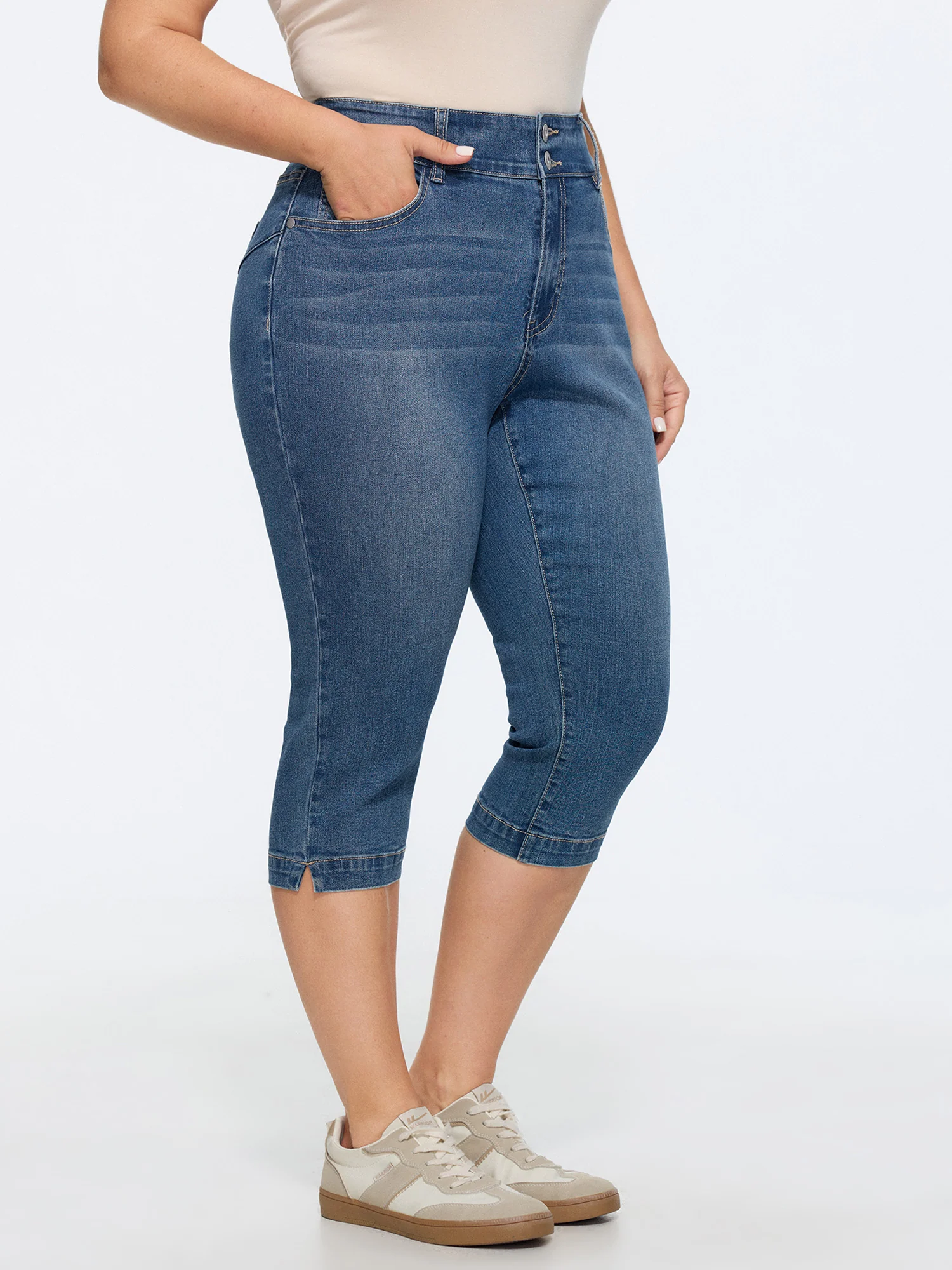 Stretchy Skinny-Fit Cropped Jeans