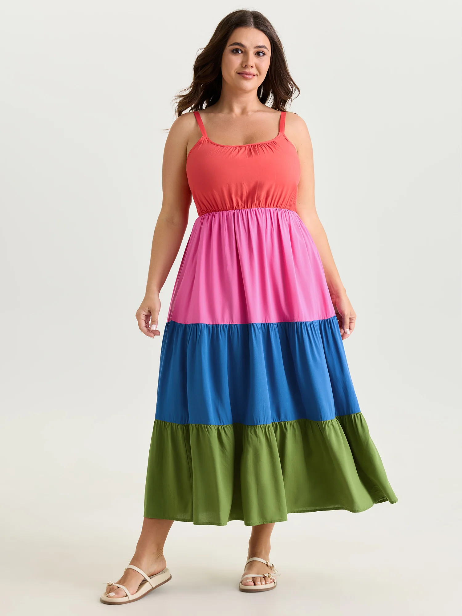 Colorblock Tiered Scoop Neck Maxi Dress