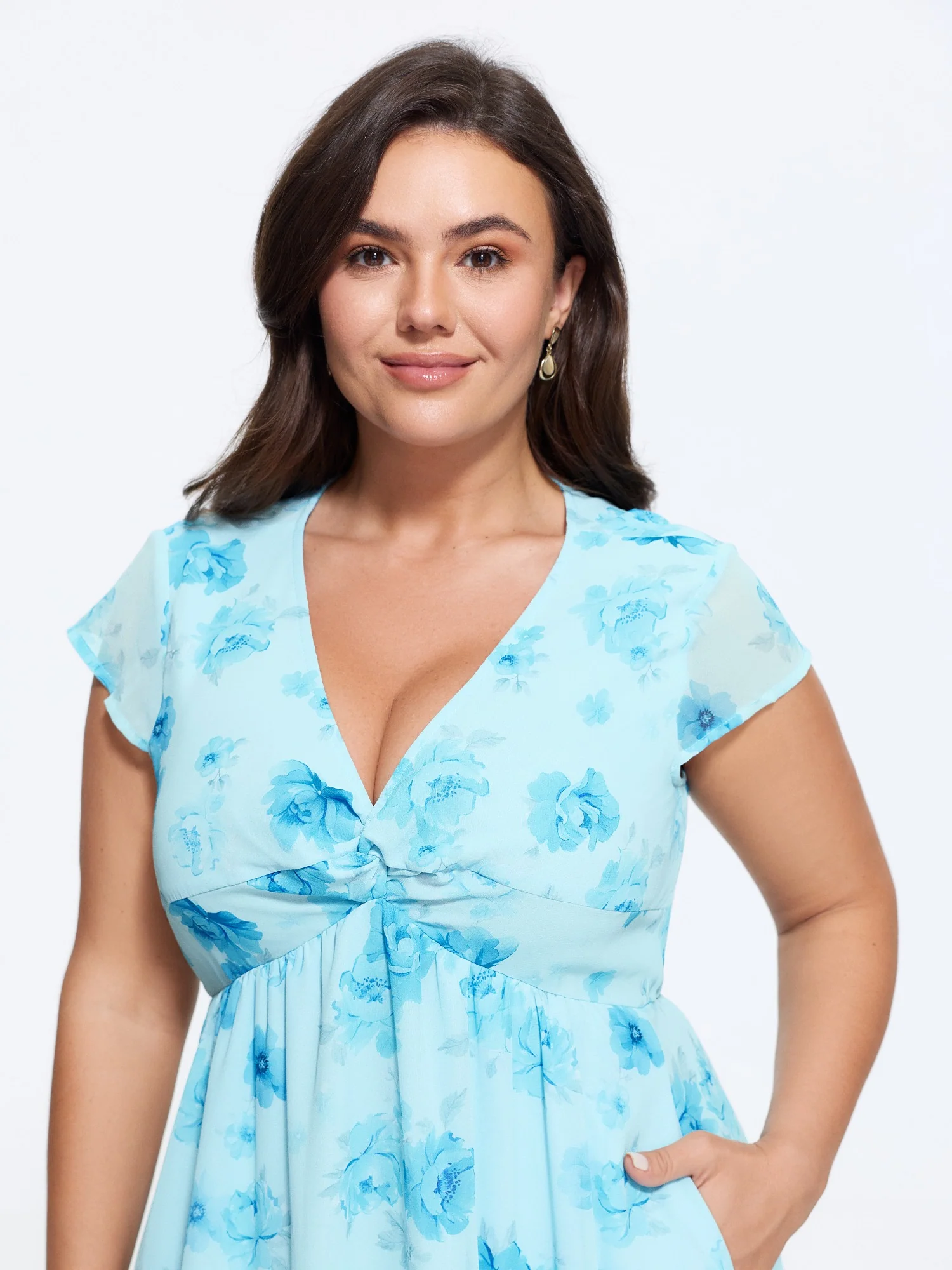 Floral Print Twist Front Flowy Maxi Dress