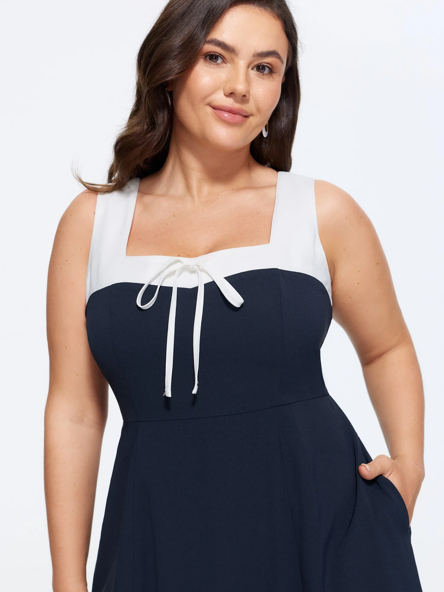 Color Block Square Neck Front Tie Sleeveless Midi Dress