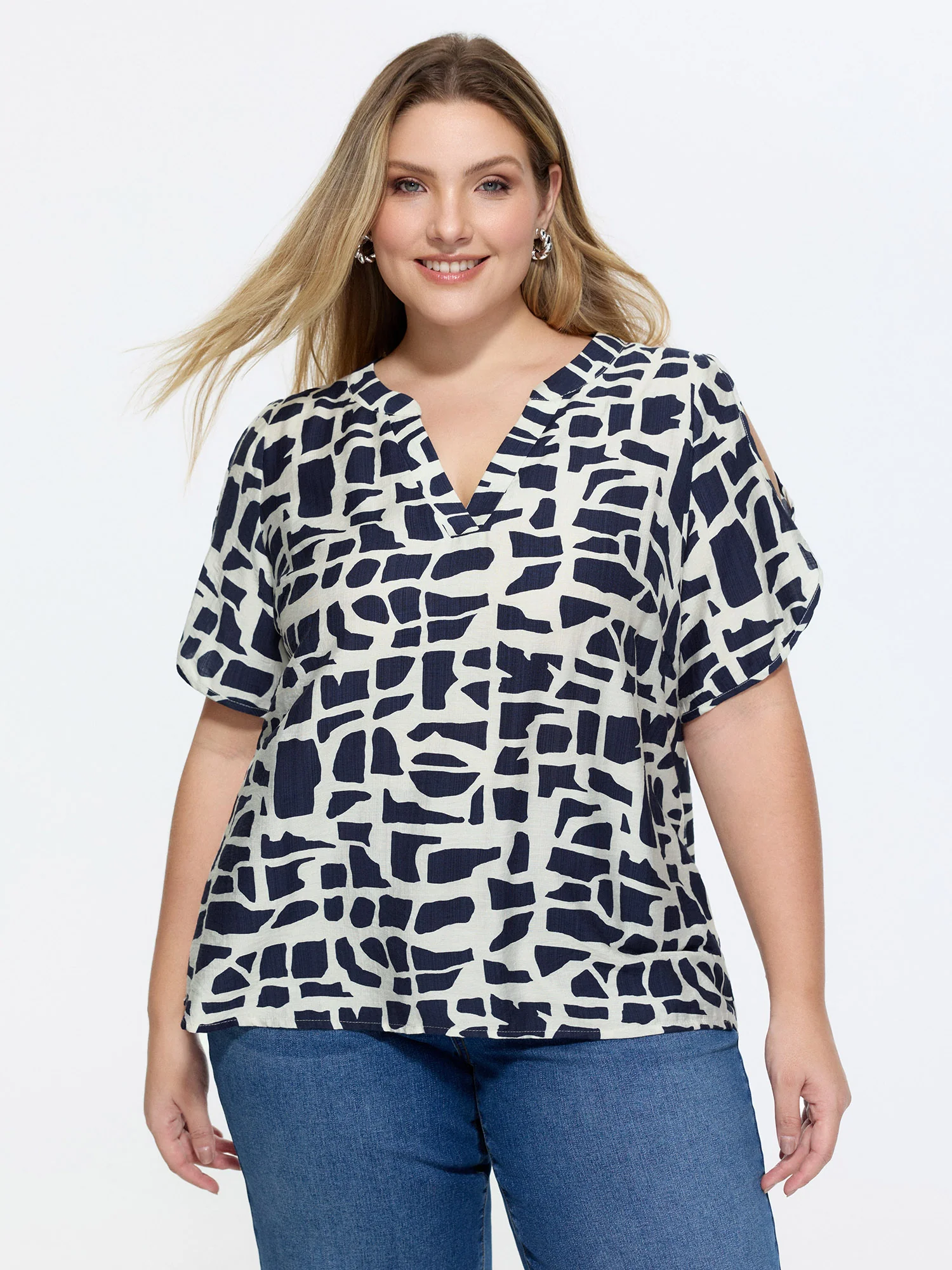 Geometric Print Petal Sleeve Blouse