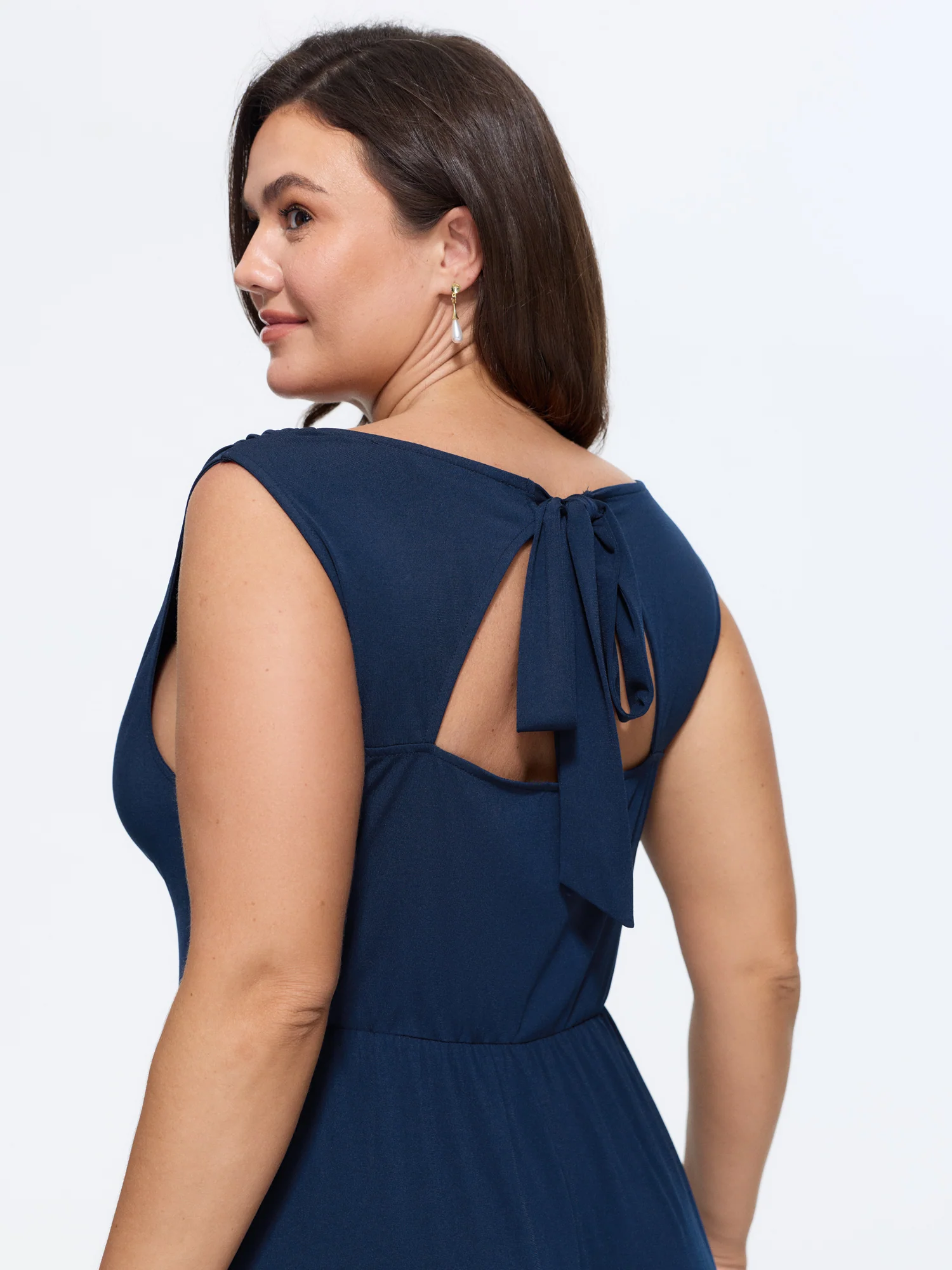 Stretchy Cowl Neckline Cut-Out Back Midi Dress