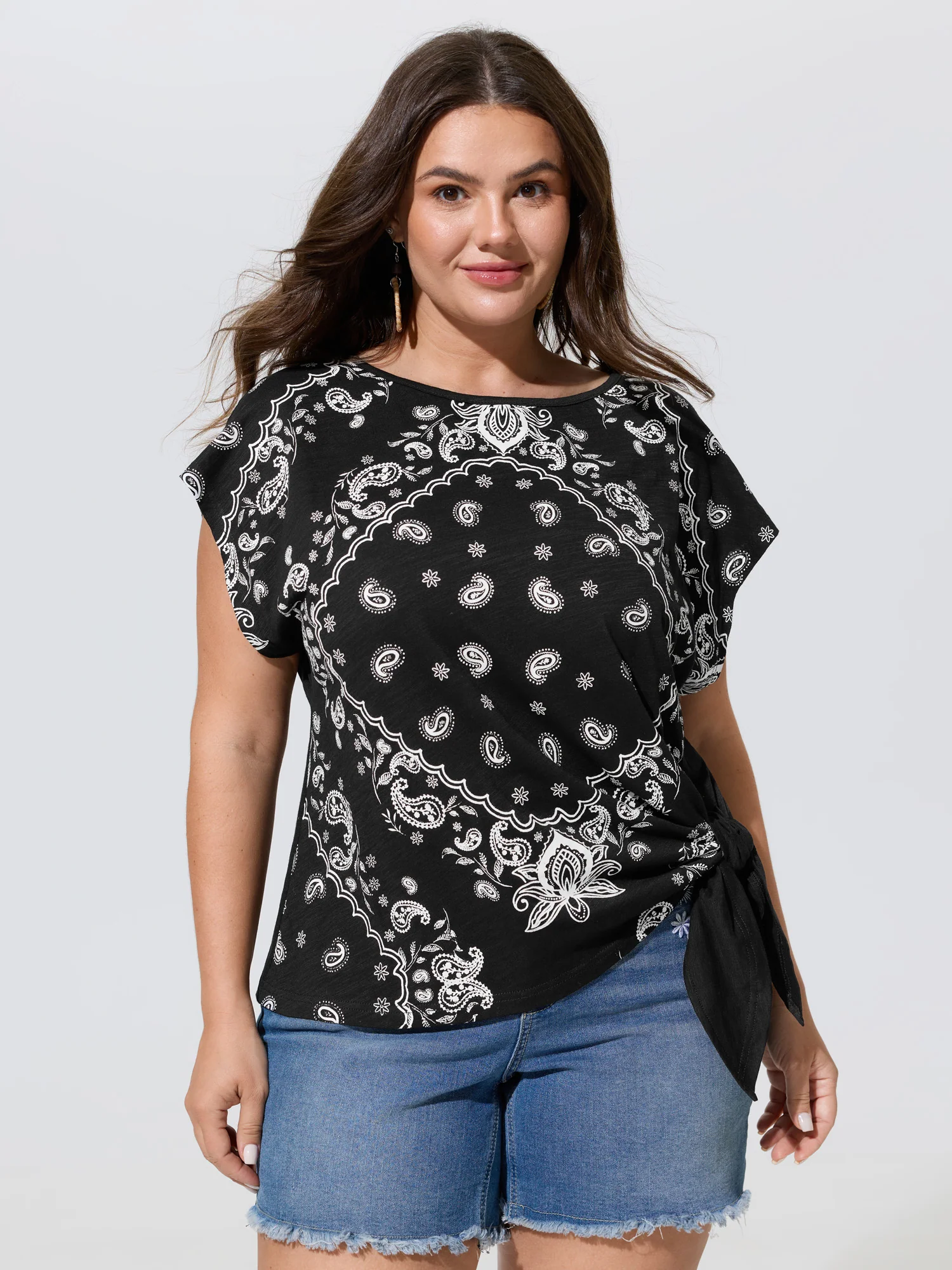 Cotton Paisley Print Knotted Side T-Shirt