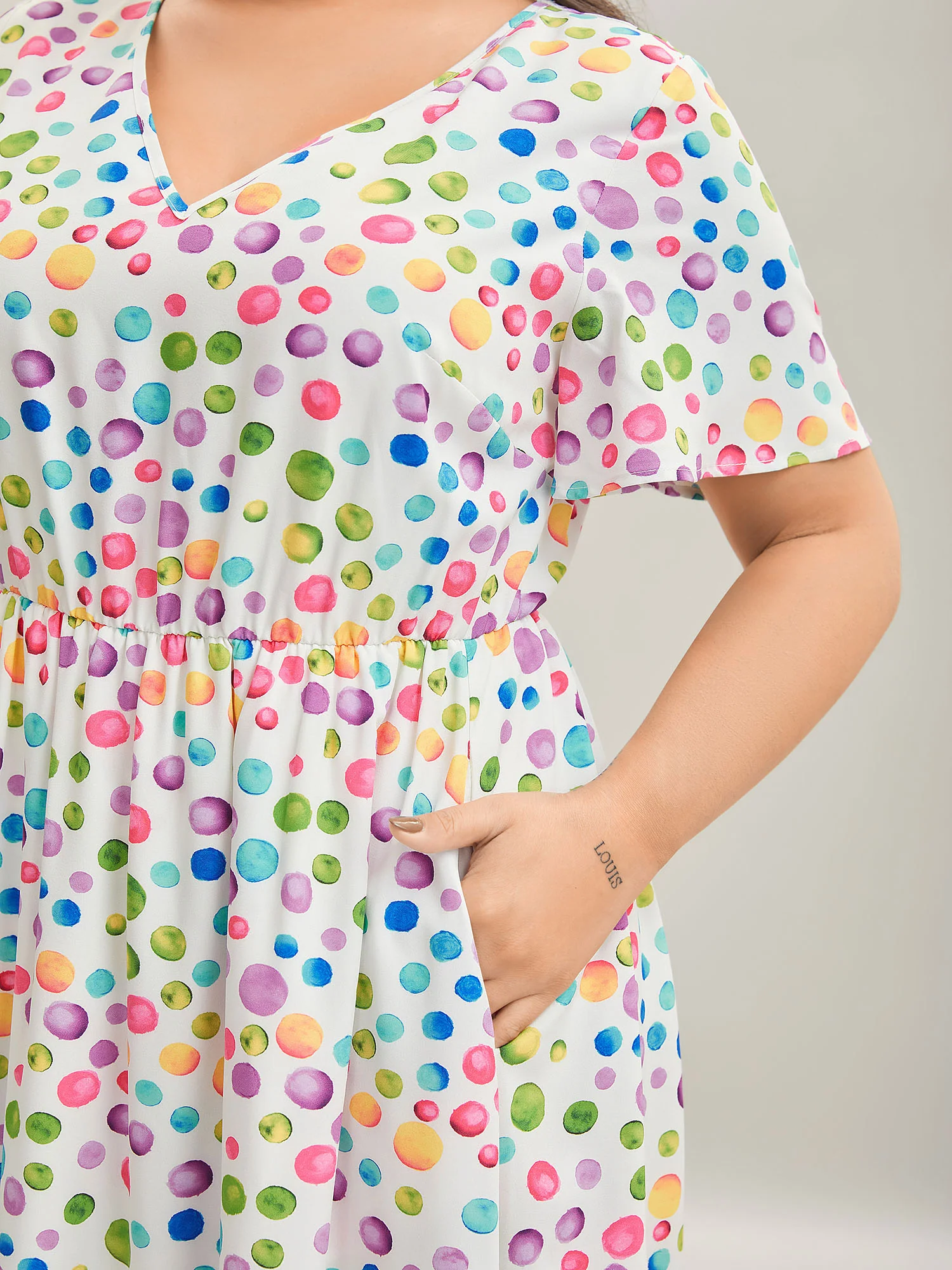 Polka Dots Print Pockets V-Neck Midi Dress