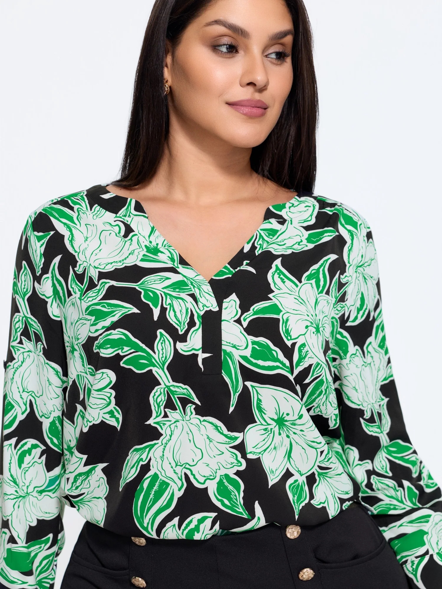 Floral Print V Neck Curved Hem Blouse