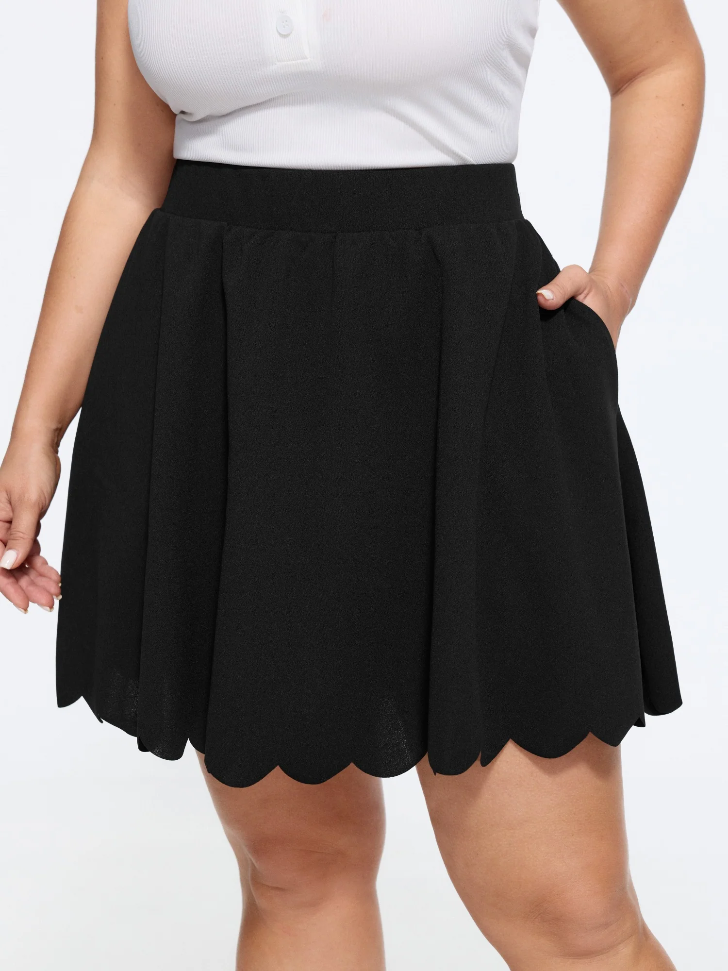 Elastic Waist Wave Scallop Hem Side Pocket Mini Skirt