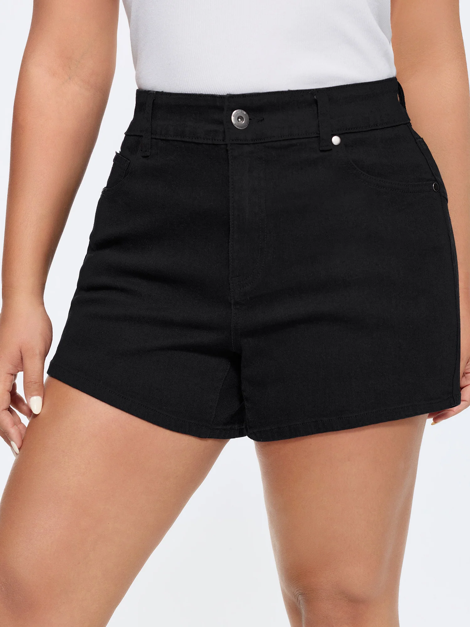 Stretchy Curvy Hem Skinny-Fit Denim Shorts