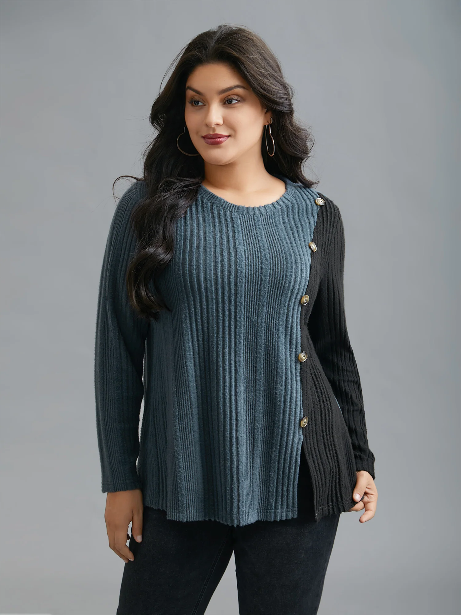 Pit Strip Contrast Button Detail T-Shirt