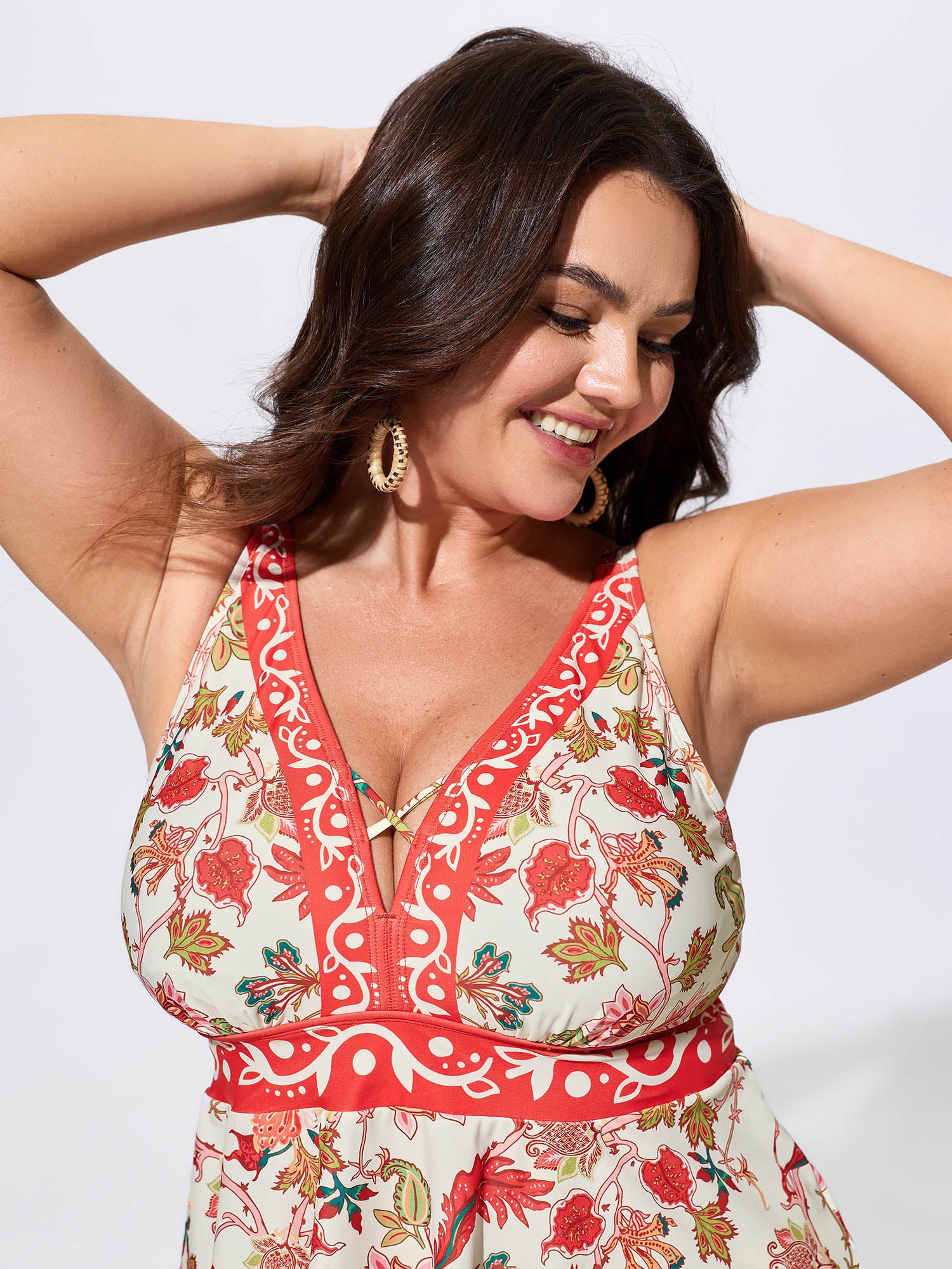 Floral Print Color Contrast Cut-Out Neckline Swim Top