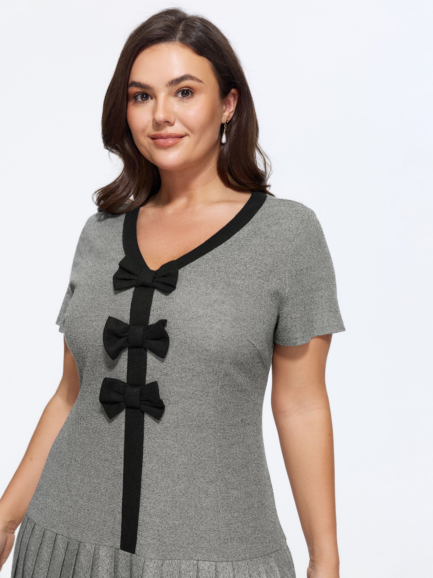 Color Contrast Bow-Front Mini Dress