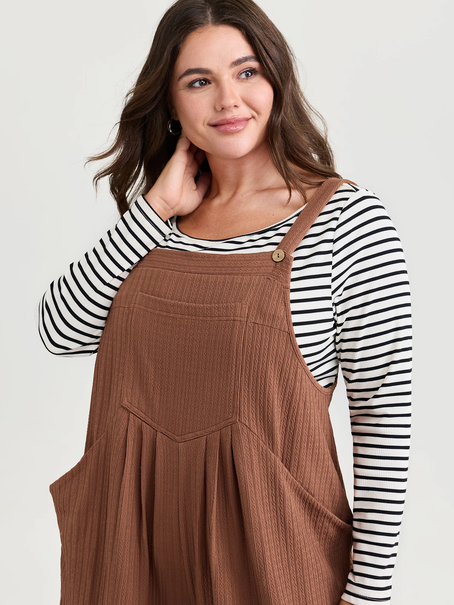 Textured Pleated Front Overall Cropped Jumpsuit