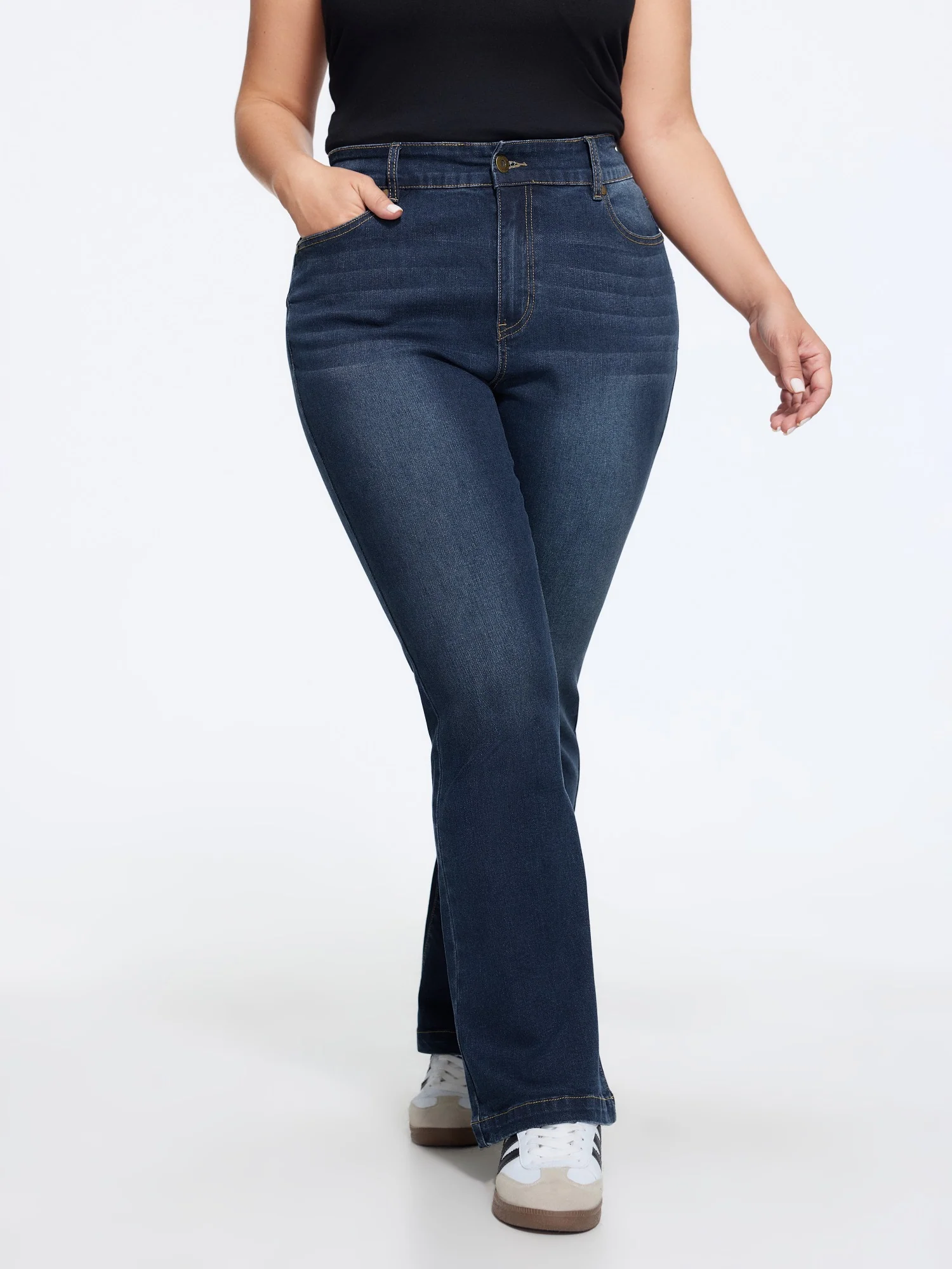 Stretchy Washed Pocket Flare Jeans