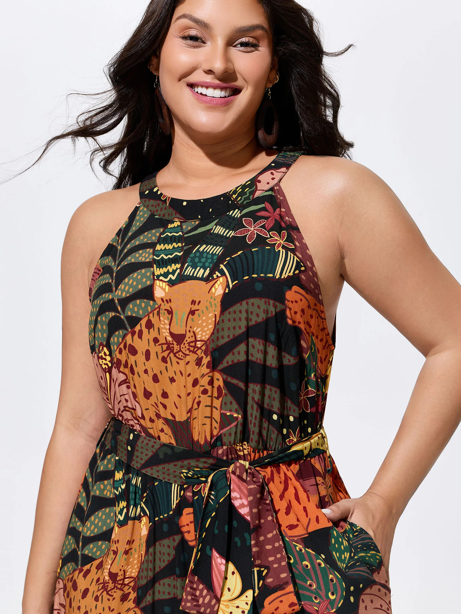 Wild Print Halter Neckline Sleeveless Jumpsuit