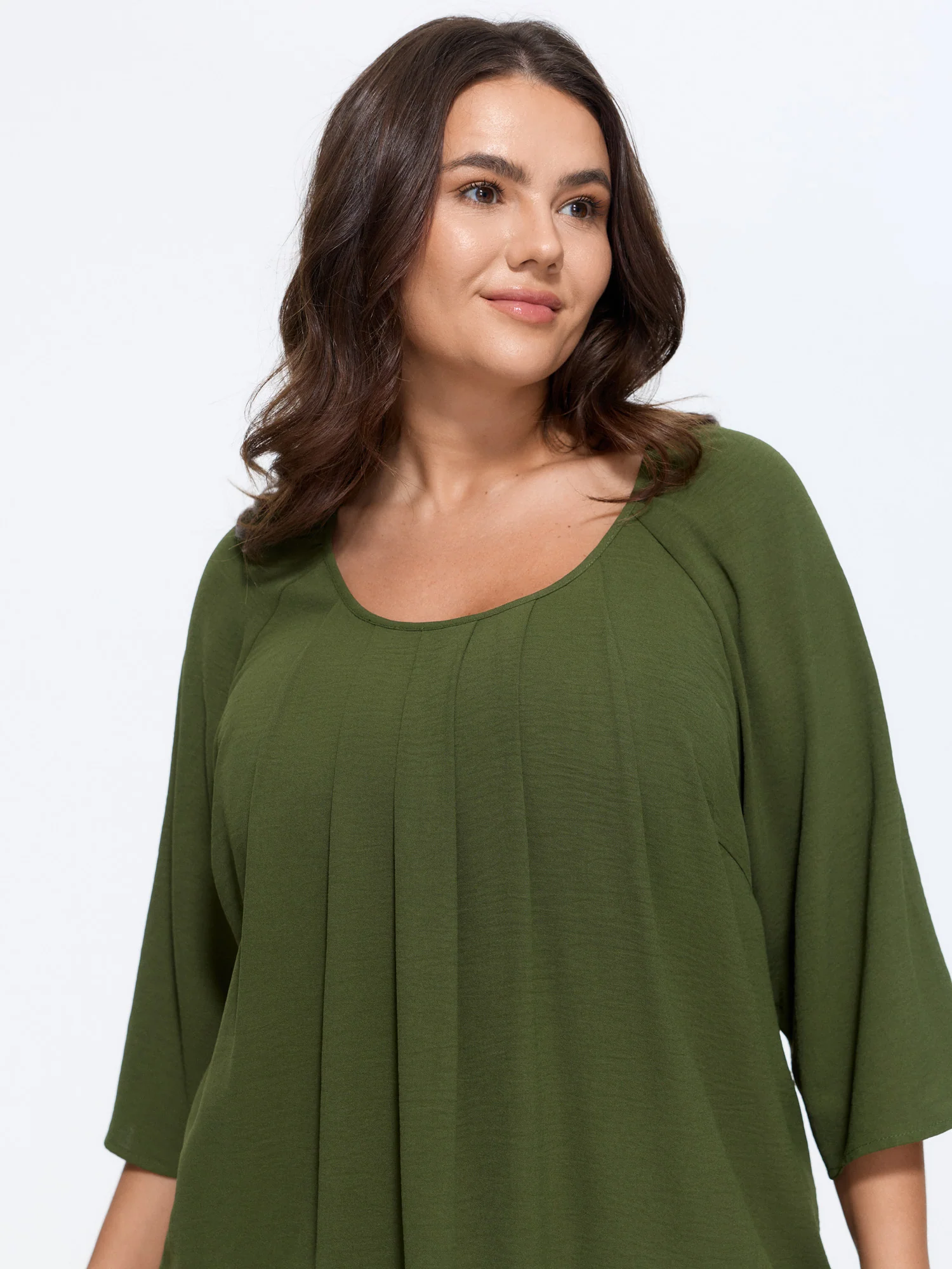 Pleated Raglan Sleeve Flowy Blouse