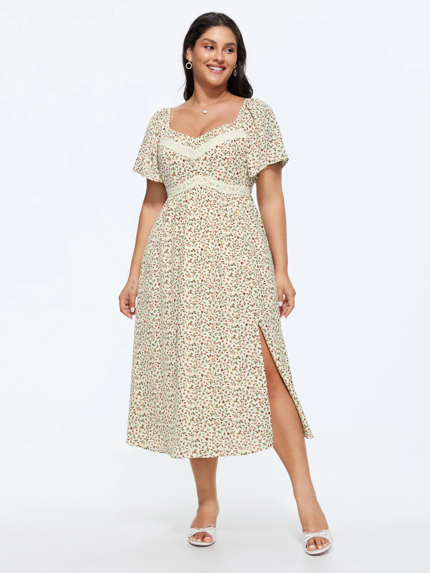 Ditsy Floral Print Sweetheart Lace Neckline Midi Dress